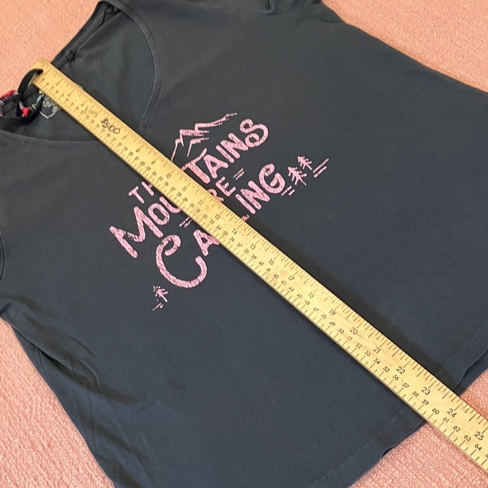Organic cotton “the mountains are calling” graphic short sleeve t-shirt - Picture 6 of 12